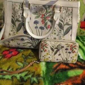 TORY BURCH  Triangle  BOTANICAL Printed Robinson Tote SET!
